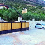 Istlada Tas Ev - Kekova View Kapaklı
