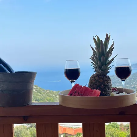 Istlada Tas Ev - Kekova View Kapaklı