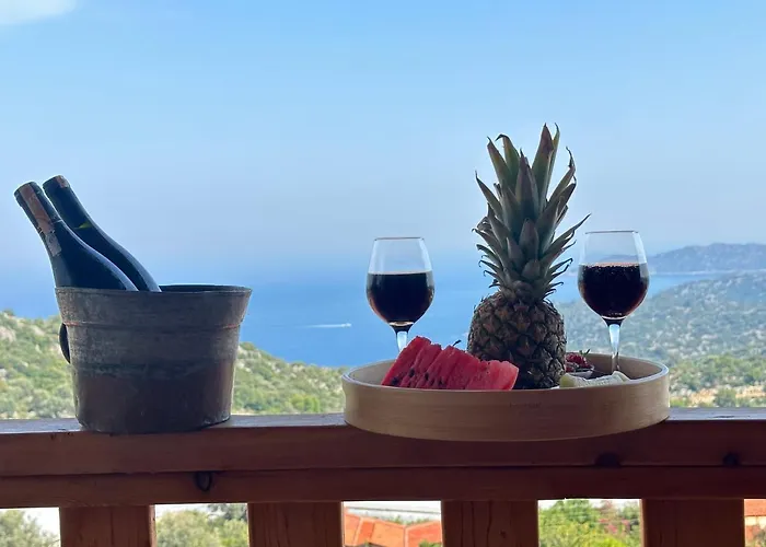 Istlada Tas Ev - Kekova View Kapaklı